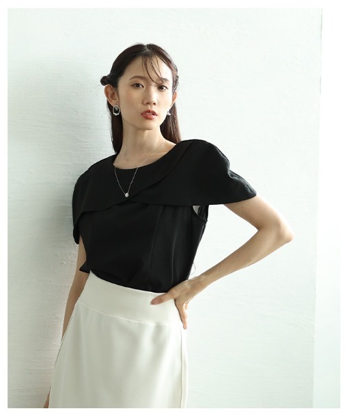 Sawa a la mode(サワアラモード)の「ケープデザインブラウス(シャツ/ブラウス・レディース・ブラック/ホワイト・FREE)」の13枚目の写真