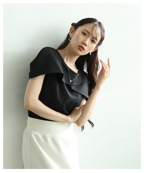 Sawa a la mode(サワアラモード)の「ケープデザインブラウス(シャツ/ブラウス・レディース・ブラック/ホワイト・FREE)」の16枚目の写真