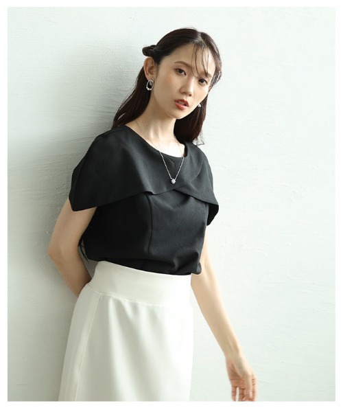 Sawa a la mode(サワアラモード)の「ケープデザインブラウス(シャツ/ブラウス・レディース・ブラック/ホワイト・FREE)」の20枚目の写真