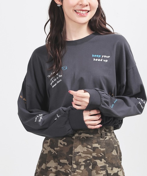 Honeys(ハニーズ)の「落書風ロゴビッグTシャツ(Tシャツ/カットソー・レディース・ホワイト/ピンク/スミクロ/杢グレー・M/LL/L)」の3枚目の写真