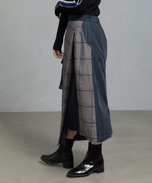 MARECHAL TERRE（マルシャルテル）の「タイトフレアーデザインスカート（スカート・レディース・ブラウン/ネイビー/ネイビー系/ベージュ系・M）」の7枚目の写真