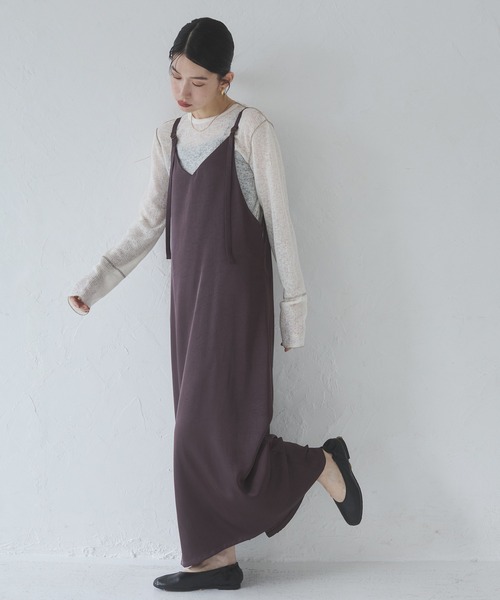 hunch(ハンチ)の「配色メロウ シアートップス(Tシャツ/カットソー・レディース・ブラック/オフホワイト/ライトカーキ/ブラウン・FREE)」の5枚目の写真