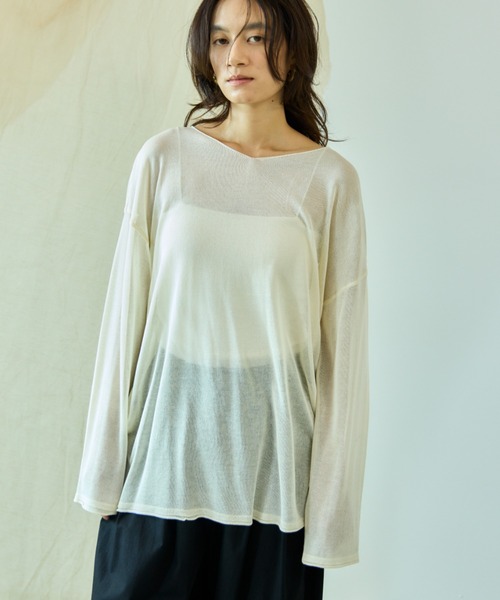 Libra Cue（リブラ キュー）の「Vネックシアーニット（ニット/セーター・レディース・グレー/アイボリー/ブラック・FREE）」の6枚目の写真