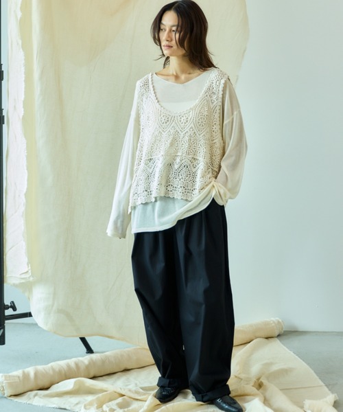 Libra Cue（リブラ キュー）の「Vネックシアーニット（ニット/セーター・レディース・グレー/アイボリー/ブラック・FREE）」の12枚目の写真