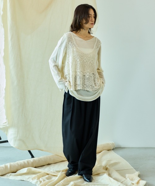 Libra Cue（リブラ キュー）の「Vネックシアーニット（ニット/セーター・レディース・グレー/アイボリー/ブラック・FREE）」の13枚目の写真