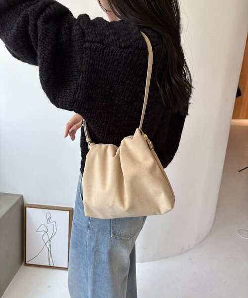 gemeil（ジェムイル）の「【LE'MAGE×gemeilコラボ】スエードワンハンドルバッグ(CE-1599)（ショルダーバッグ・レディース・ホワイト系その他/ダークブラウン/キャメル・FREE）」の5枚目の写真