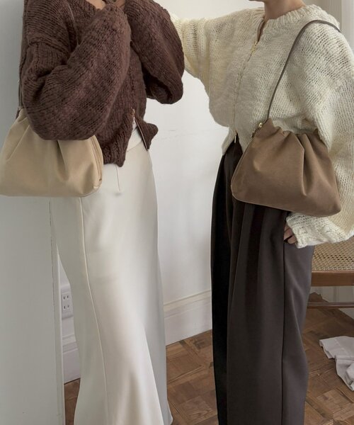 gemeil（ジェムイル）の「【LE'MAGE×gemeilコラボ】スエードワンハンドルバッグ(CE-1599)（ショルダーバッグ・レディース・ホワイト系その他/ダークブラウン/キャメル・FREE）」の8枚目の写真