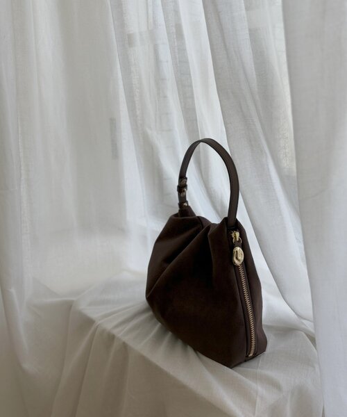 LE'MAGE×gemeilコラボ スエードワンハンドルバッグ CAPRICIEUX LE'MAGE｜【LE'MAGE×gemeilコラボ】スエードワンハンドル