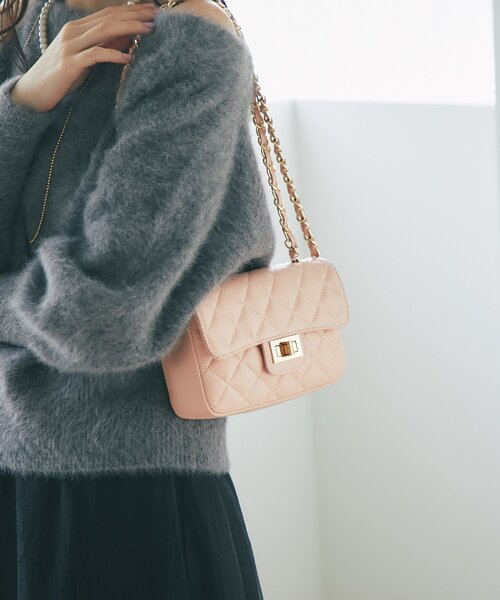 La boutique BonBon(ラブティックボンボン)の「【オウレンティ】マットタッチキルティングチェーンバッグ(ハンドバッグ・レディース・オフホワイト/ピンク/ダークグレー・FREE)」の1枚目の写真
