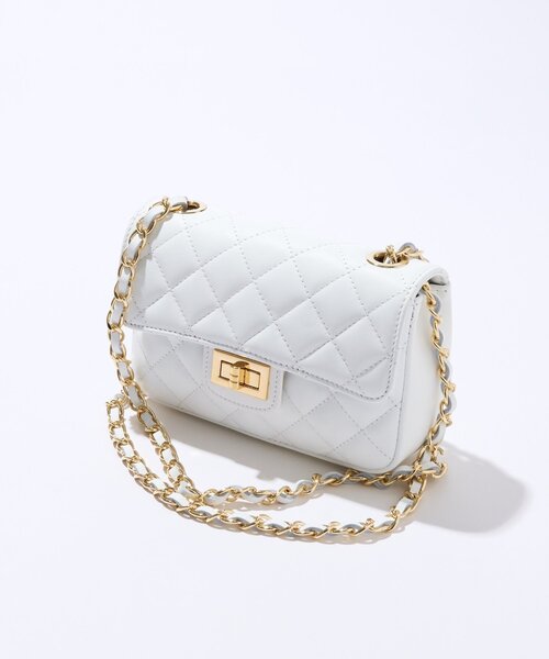 La boutique BonBon(ラブティックボンボン)の「【オウレンティ】マットタッチキルティングチェーンバッグ(ハンドバッグ・レディース・オフホワイト/ピンク/ダークグレー・FREE)」の15枚目の写真