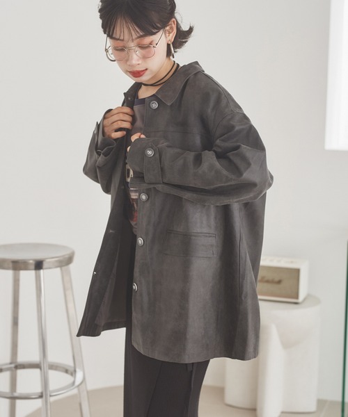 LAULEN（ローレン）の「suede like soutien collar jacket /スエード調ステンカラーオーバーサイズジャケット（ステンカラーコート・レディース・ブラウン/チャコールグレー・FREE）」の13枚目の写真