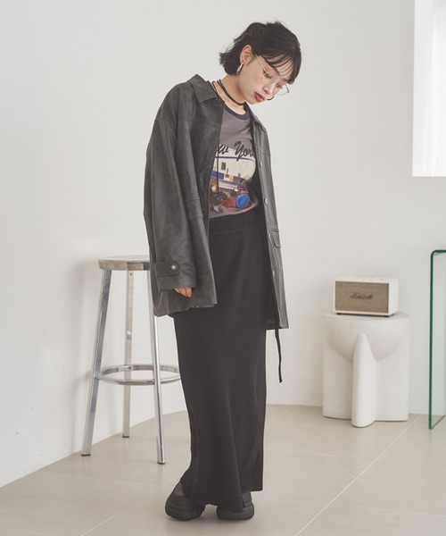 LAULEN（ローレン）の「suede like soutien collar jacket /スエード調ステンカラーオーバーサイズジャケット（ステンカラーコート・レディース・ブラウン/チャコールグレー・FREE）」の3枚目の写真