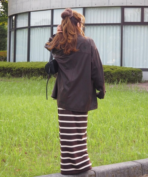 LAULEN（ローレン）の「suede like soutien collar jacket /スエード調ステンカラーオーバーサイズジャケット（ステンカラーコート・レディース・ブラウン/チャコールグレー・FREE）」の18枚目の写真
