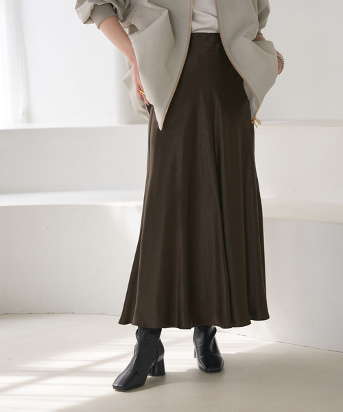 バイヤスサテンフレアスカート（スカート）｜NOBLE（ノーブル）の