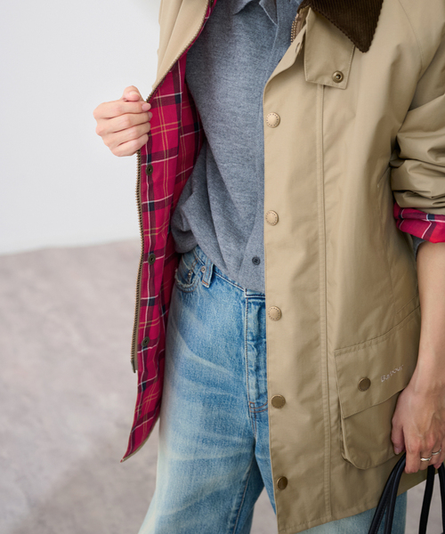 FRAMeWORK(フレームワーク)の「BARBOUR 別注BEAUFORTジャケット(その他アウター・レディース・ベージュ/ブラウン/レッド・SMALL/MEDIUM)」の9枚目の写真
