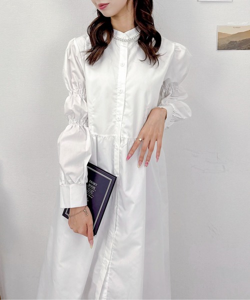 Mejoul（メジュール）の「ボリュームパフスリーブシャツワンピース（シャツワンピース・レディース・ホワイト・M/L）」の5枚目の写真