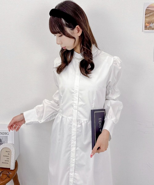 Mejoul（メジュール）の「ボリュームパフスリーブシャツワンピース（シャツワンピース・レディース・ホワイト・M/L）」の6枚目の写真