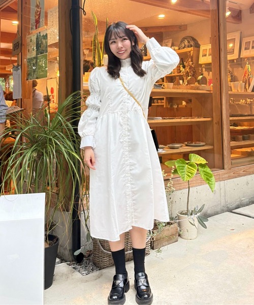 Mejoul（メジュール）の「ボリュームパフスリーブシャツワンピース（シャツワンピース・レディース・ホワイト・M/L）」の11枚目の写真