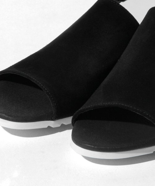 BEAMS LIGHTS Women's(ビームスライツ ウィメンズ)の「Natalia Moreno / レザーフラット サンダル(サンダル・レディース・ベージュ/ブラック・37/38/36/39)」の10枚目の写真