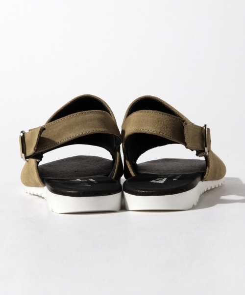 BEAMS LIGHTS Women's(ビームスライツ ウィメンズ)の「Natalia Moreno / レザーフラット サンダル(サンダル・レディース・ベージュ/ブラック・37/38/36/39)」の6枚目の写真