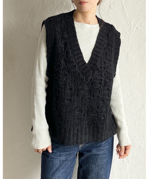 HEINERS ニットベスト セール】深Vネックケーブル編み風ざっくりニットベスト（ベスト