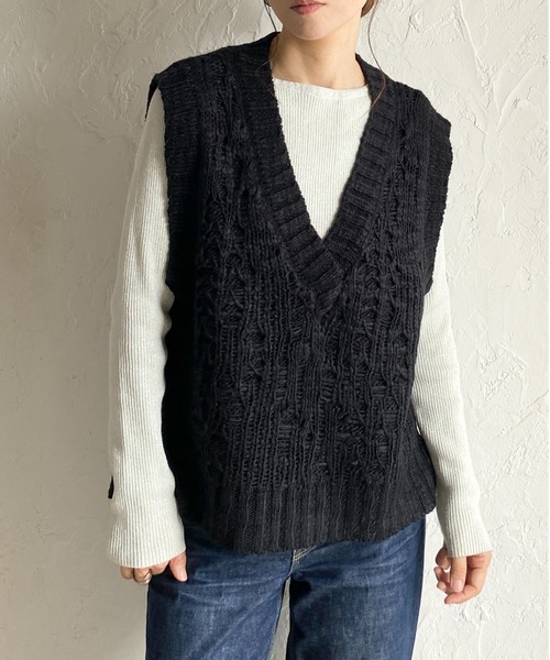 m*i様 2022 Drawer 3G畔編みVネックニットベスト キャメル　2 2022 Drawer 3G畔編みVネックニットベスト キャメル2M黒