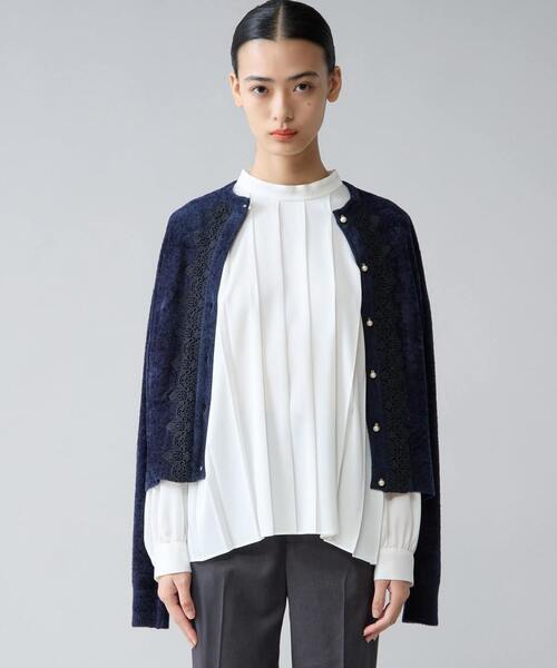 Tiara（ティアラ）の「ハイネックプリーツブラウス（シャツ/ブラウス・レディース・ホワイト/ボルドー/ブラウン・FREE）」の10枚目の写真