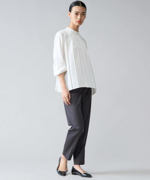 Tiara（ティアラ）の「ハイネックプリーツブラウス（シャツ/ブラウス・レディース・ホワイト/ボルドー/ブラウン・FREE）」の6枚目の写真