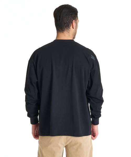 BILLABONG（ビラボン）の「【直営店限定】BILLABONG メンズ スライスロゴ プリント ロンＴ 【2025年秋冬モデル】/ビラボンフロントロゴプリント長袖ロンT（Tシャツ/カットソー・メンズ・クリーム/ブラック/ブルー系その他/ホワイト・SMALL/LARGE/X-LARGE/MEDIUM）」の10枚目の写真