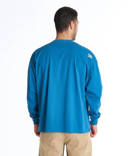 BILLABONG（ビラボン）の「【直営店限定】BILLABONG メンズ スライスロゴ プリント ロンＴ 【2025年秋冬モデル】/ビラボンフロントロゴプリント長袖ロンT（Tシャツ/カットソー・メンズ・クリーム/ブラック/ブルー系その他/ホワイト・SMALL/LARGE/X-LARGE/MEDIUM）」の14枚目の写真