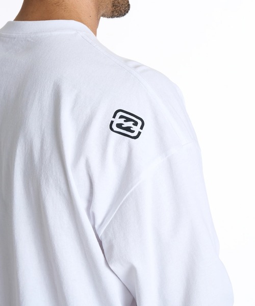 BILLABONG（ビラボン）の「【直営店限定】BILLABONG メンズ スライスロゴ プリント ロンＴ 【2025年秋冬モデル】/ビラボンフロントロゴプリント長袖ロンT（Tシャツ/カットソー・メンズ・クリーム/ブラック/ブルー系その他/ホワイト・SMALL/LARGE/X-LARGE/MEDIUM）」の7枚目の写真