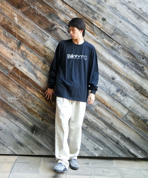 BILLABONG（ビラボン）の「【直営店限定】BILLABONG メンズ スライスロゴ プリント ロンＴ 【2025年秋冬モデル】/ビラボンフロントロゴプリント長袖ロンT（Tシャツ/カットソー・メンズ・クリーム/ブラック/ブルー系その他/ホワイト・SMALL/LARGE/X-LARGE/MEDIUM）」の22枚目の写真