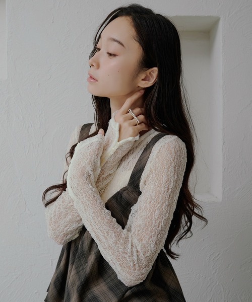 apres jour clair(アプレジュールクレア)の「【apres jour clair】袖ボタンレーストップス(Tシャツ/カットソー・レディース・アイボリー/ブラウン系その他/ベージュ・X-LARGE/フリー)」の9枚目の写真