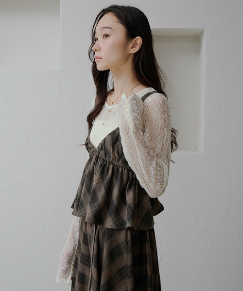 apres jour clair(アプレジュールクレア)の「【apres jour clair】袖ボタンレーストップス(Tシャツ/カットソー・レディース・アイボリー/ブラウン系その他/ベージュ・X-LARGE/フリー)」の11枚目の写真