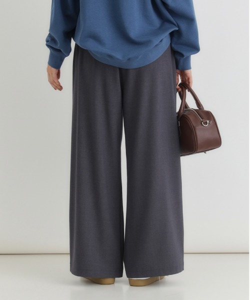 Right-on（ライトオン）の「【HONEYSUCKLE ROSE】【｢楽｣して｢ちゃんと見え｣が一番使える！】TRイージーパンツ(ウエストゴム・ストレッチ・秋カラー・体型を拾いにくい)（その他パンツ・レディース・グレー/ブラック・S/L/M）」の15枚目の写真