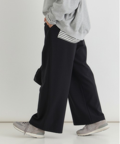 Right-on（ライトオン）の「【HONEYSUCKLE ROSE】【｢楽｣して｢ちゃんと見え｣が一番使える！】TRイージーパンツ(ウエストゴム・ストレッチ・秋カラー・体型を拾いにくい)（その他パンツ・レディース・グレー/ブラック・S/L/M）」の19枚目の写真