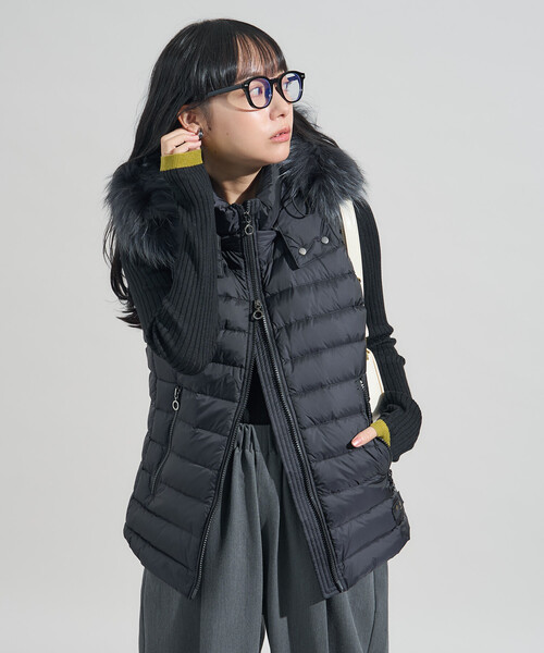 【美品】TATRAS タトラス　ダウンベスト　オルシエラ　黒　M相当 TATRAS (タトラス) ファーフード フルジップ ダウンベスト オルシエラ