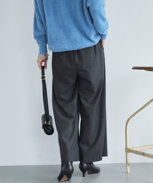 Doux archives(ドゥアルシーヴ)の「両面起毛タックワイドパンツ(その他パンツ・レディース・ベージュ/チャコールグレー/オフホワイト/ブラック・36/38)」の7枚目の写真