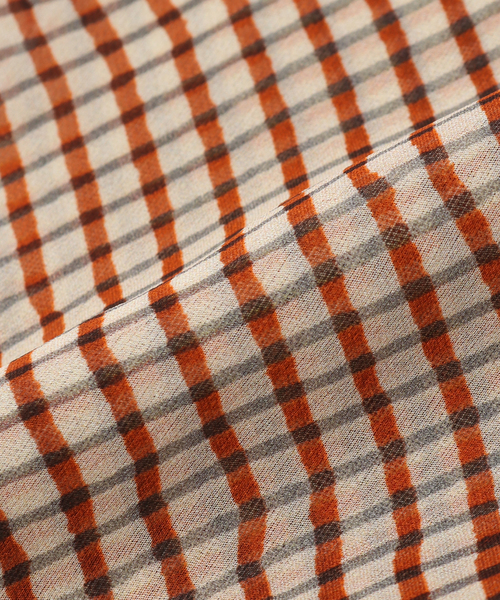 EDIFICE（エディフィス）の「BLECK(ブレック) tattersall スカーフ（バンダナ/スカーフ・メンズ・マスタード/オレンジ/ブルー系その他・FREE）」の8枚目の写真