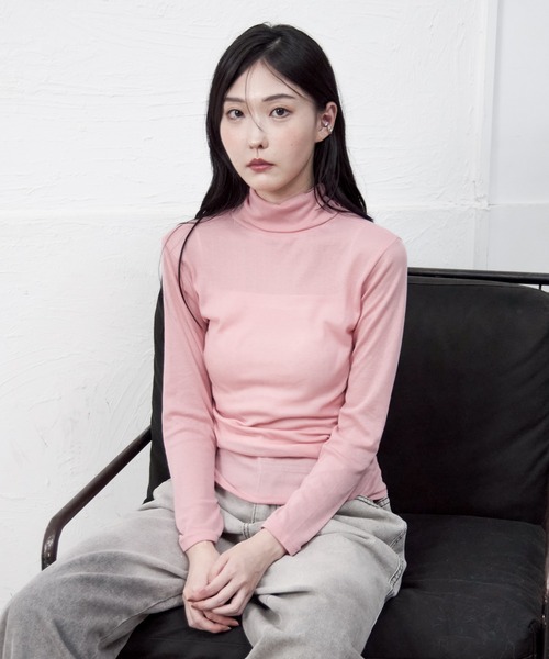 Y/lim(イリム)の「ドライタッチハイネックシアーロンT 長袖(Tシャツ/カットソー・レディース・グレー/ピンク/ブラウン・FREE)」の5枚目の写真