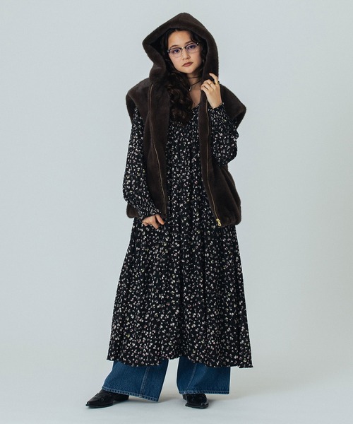 ROSE BUD（ローズバッド）の「FAUXFUR VEST（ベスト・レディース・ブラウン/ベージュ・ONE SIZE）」の10枚目の写真