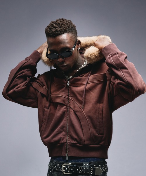 ANDER HUNK（アンダーハンク）の「Asymmetrical Switch Faux Fur