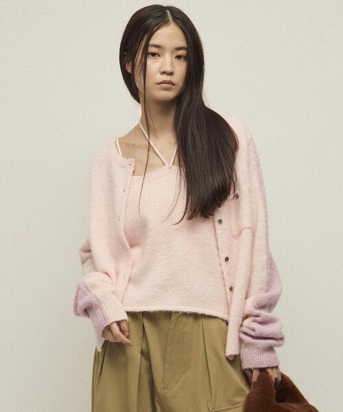 Firsthand（ファーストハンド）の「Firsthand/ファーストハンド アルパカ混 バイカラー ニット カーディガン（カーディガン/ボレロ・レディース・ピンク/オフホワイト/グレー・FREE）」の13枚目の写真