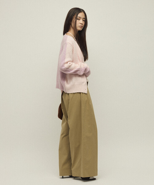 Firsthand（ファーストハンド）の「Firsthand/ファーストハンド アルパカ混 バイカラー ニット カーディガン（カーディガン/ボレロ・レディース・ピンク/オフホワイト/グレー・FREE）」の19枚目の写真