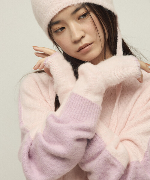 Firsthand(ファーストハンド)の「Firsthand/ファーストハンド アルパカ混 バイカラー ニットグローブ(手袋・レディース・グレー/オフホワイト/ピンク・FREE)」の16枚目の写真