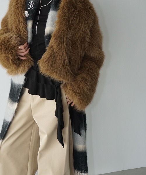 chuclla（チュクラ）の「アシンメトリーフリルトップス chw25a115（Tシャツ/カットソー・レディース・ブラック/ホワイト・FREE）」の17枚目の写真