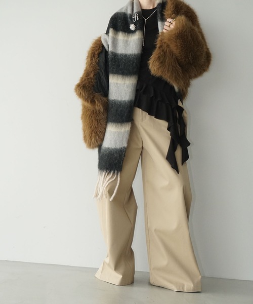 chuclla（チュクラ）の「アシンメトリーフリルトップス chw25a115（Tシャツ/カットソー・レディース・ブラック/ホワイト・FREE）」の18枚目の写真