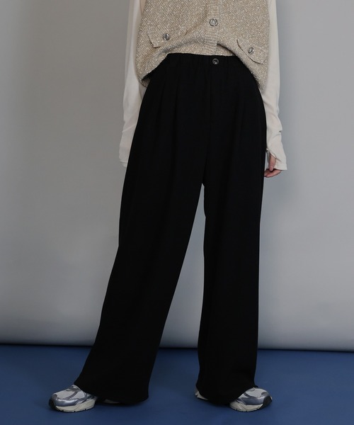 J by blue(ジェイバイブルー)の「タックスウェットパンツ(スウェットパンツ・レディース・アイボリー/ブラック/グレー・MEDIUM)」の1枚目の写真