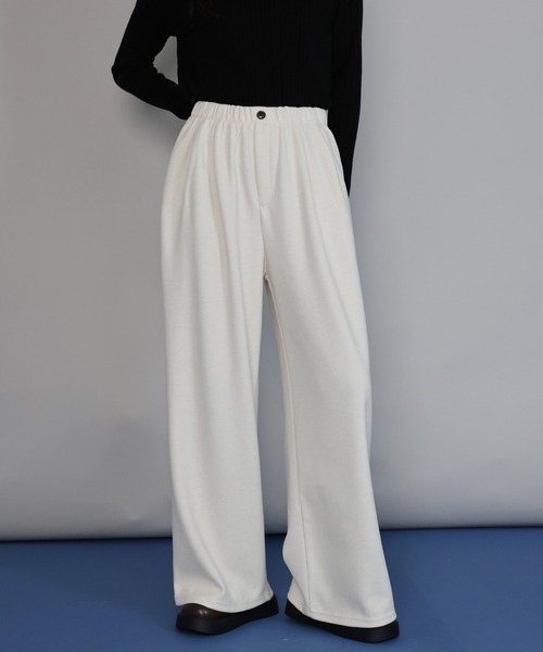 J by blue(ジェイバイブルー)の「タックスウェットパンツ(スウェットパンツ・レディース・アイボリー/ブラック/グレー・MEDIUM)」の16枚目の写真