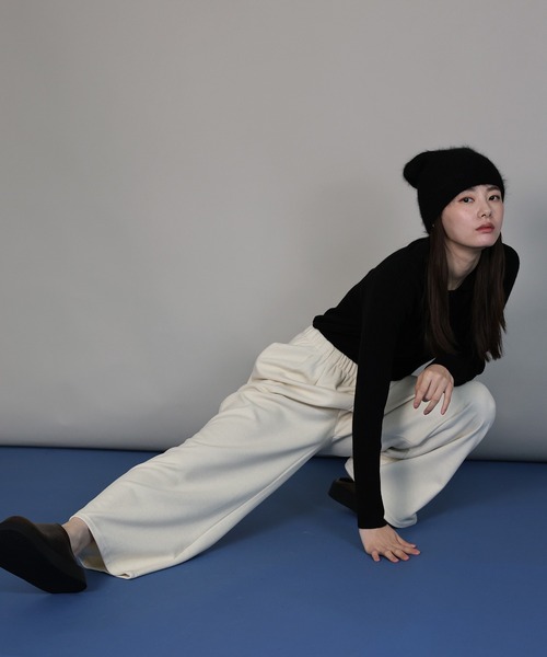 J by blue(ジェイバイブルー)の「タックスウェットパンツ(スウェットパンツ・レディース・アイボリー/ブラック/グレー・MEDIUM)」の21枚目の写真